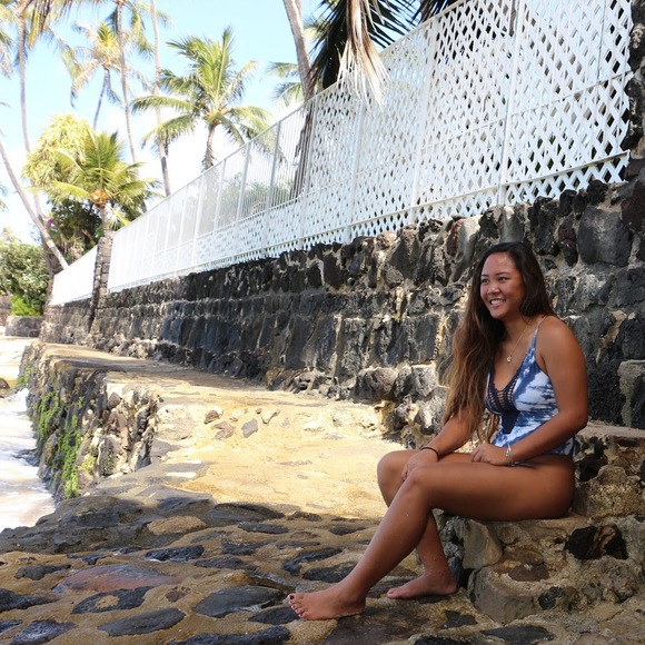 Meet your Posher, Tiare - Picture 1 of 1